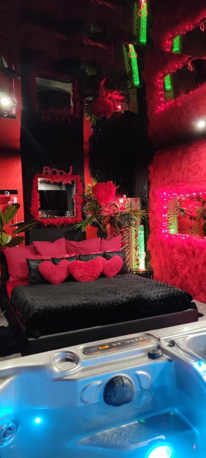 Loft Romantique Hammam Privatif Playroom Bed & Breakfast *