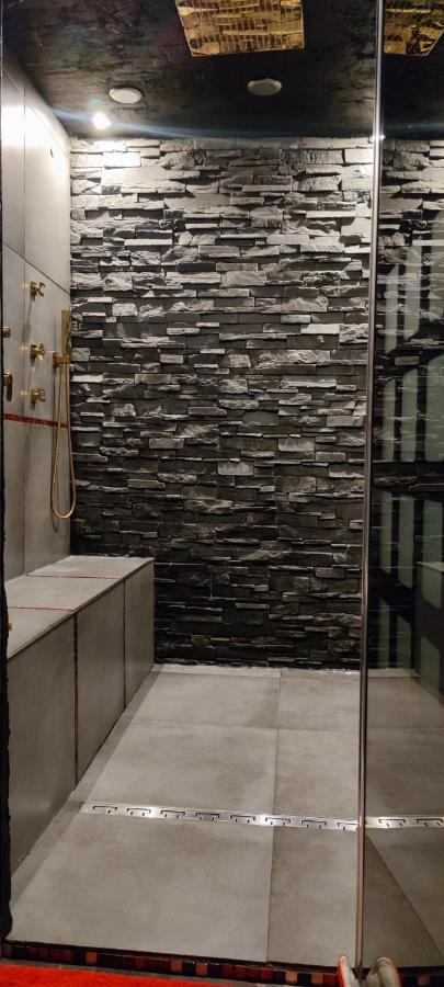 Couette-café Loft Romantique Hammam Privatif Playroom