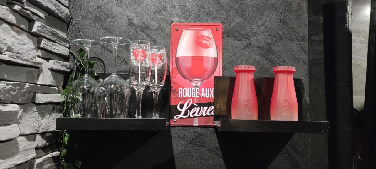 Loft Romantique Hammam Privatif Playroom Couette-café Grenoble