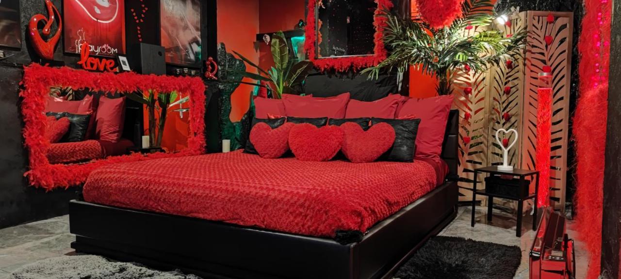 Couette-café Loft Romantique Hammam Privatif Playroom Grenoble